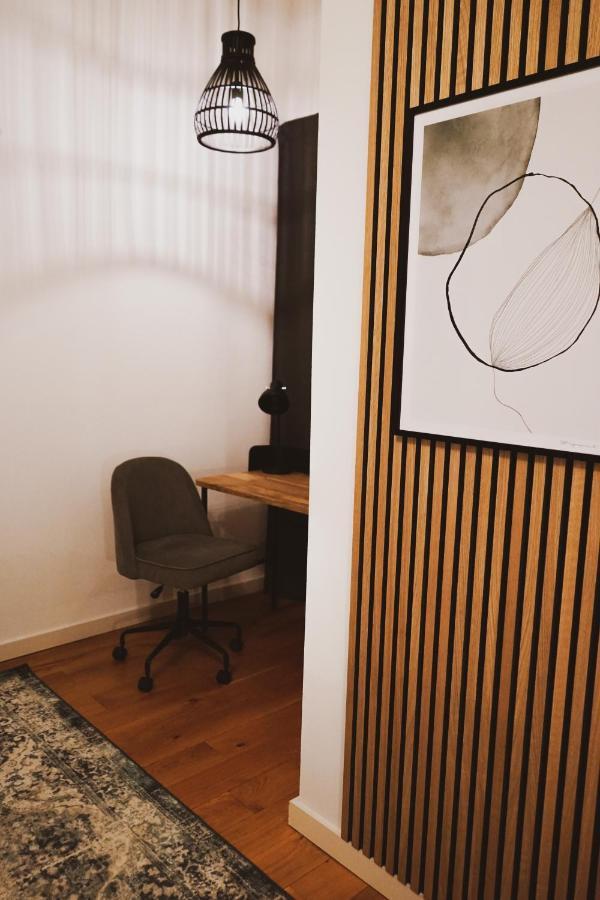 Stilvolles City-Loft Mit Privatem Whirlpool Trier Exteriör bild
