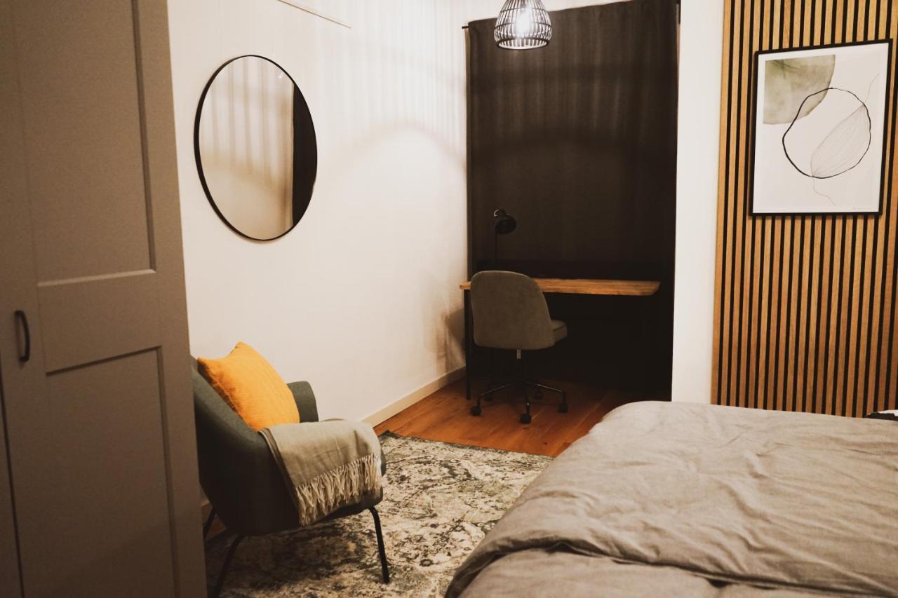 Stilvolles City-Loft Mit Privatem Whirlpool Trier Exteriör bild